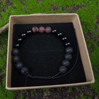 Bransoletka Bawole oko, Onyks, Lawa wulkaniczna