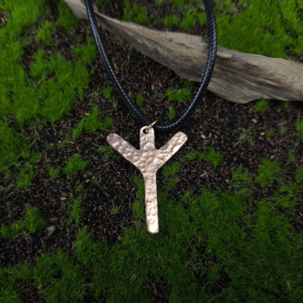 Naszyjnik Runa Algiz