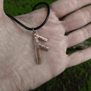 Naszyjnik Runa Ansuz