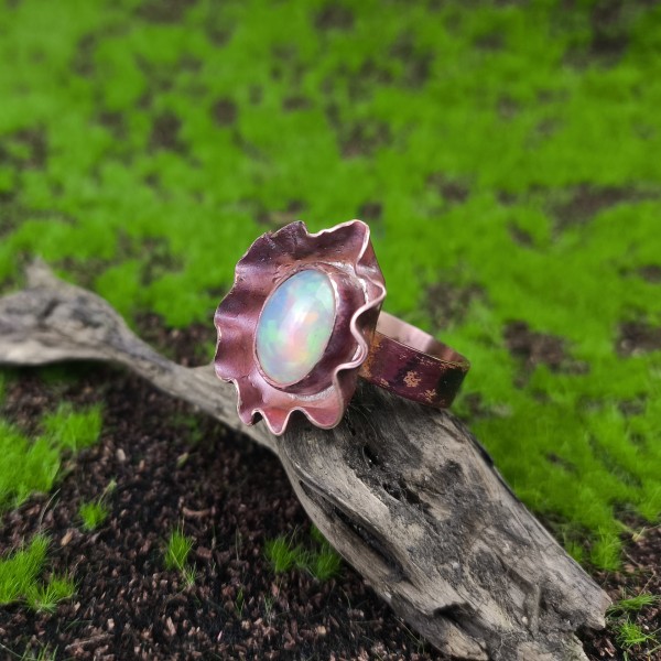 Pierścionek z opalem etiopskim Itherys