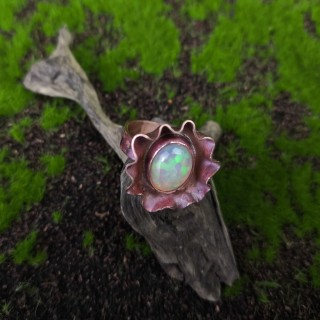 Pierścionek z opalem etiopskim Itherys