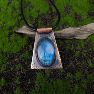 Naszyjnik z labradorytem Sethil