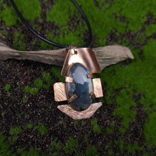 Naszyjnik z labradorytem Kaghis