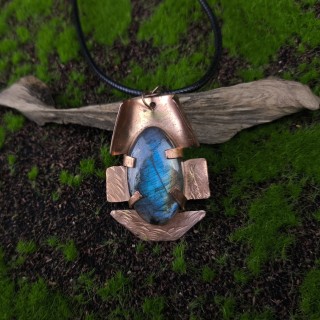 Naszyjnik z labradorytem Kaghis