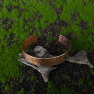 Bransoleta miedziana Lokeris