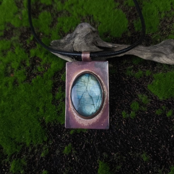 Naszyjnik z labradorytem Isther