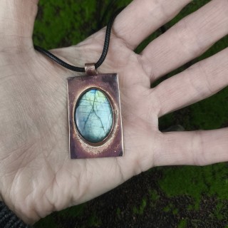 Naszyjnik z labradorytem Isther