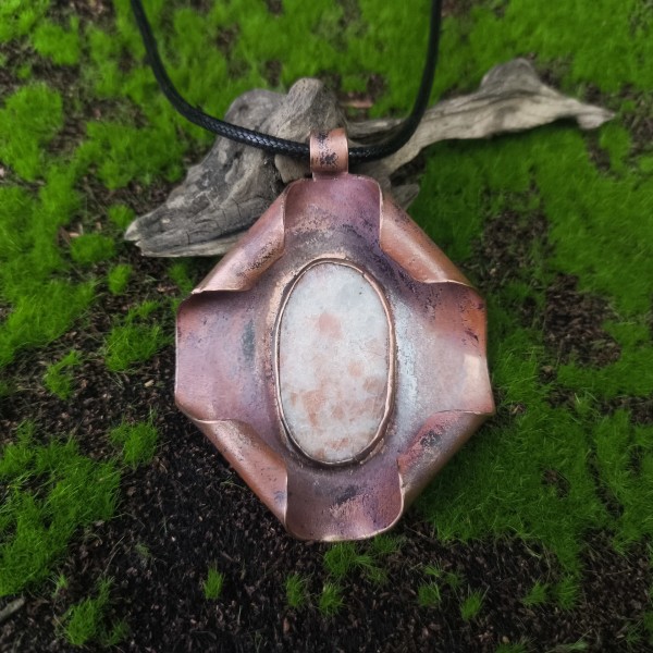 Naszyjnik miedziany Naszyjnik z kamieniem słonecznym Ferolip