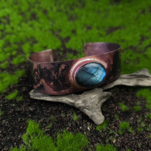 Bransoleta miedziana z Labradorytem