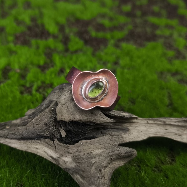 Pierścionek z oliwinem Jeatis