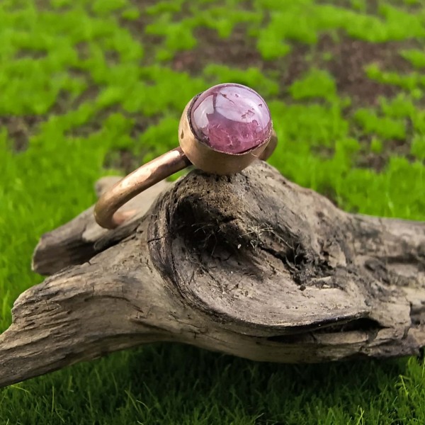 Pierścionek z szafirem Elehis