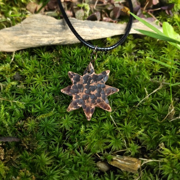 Naszyjnik gwiazda Nyxalis